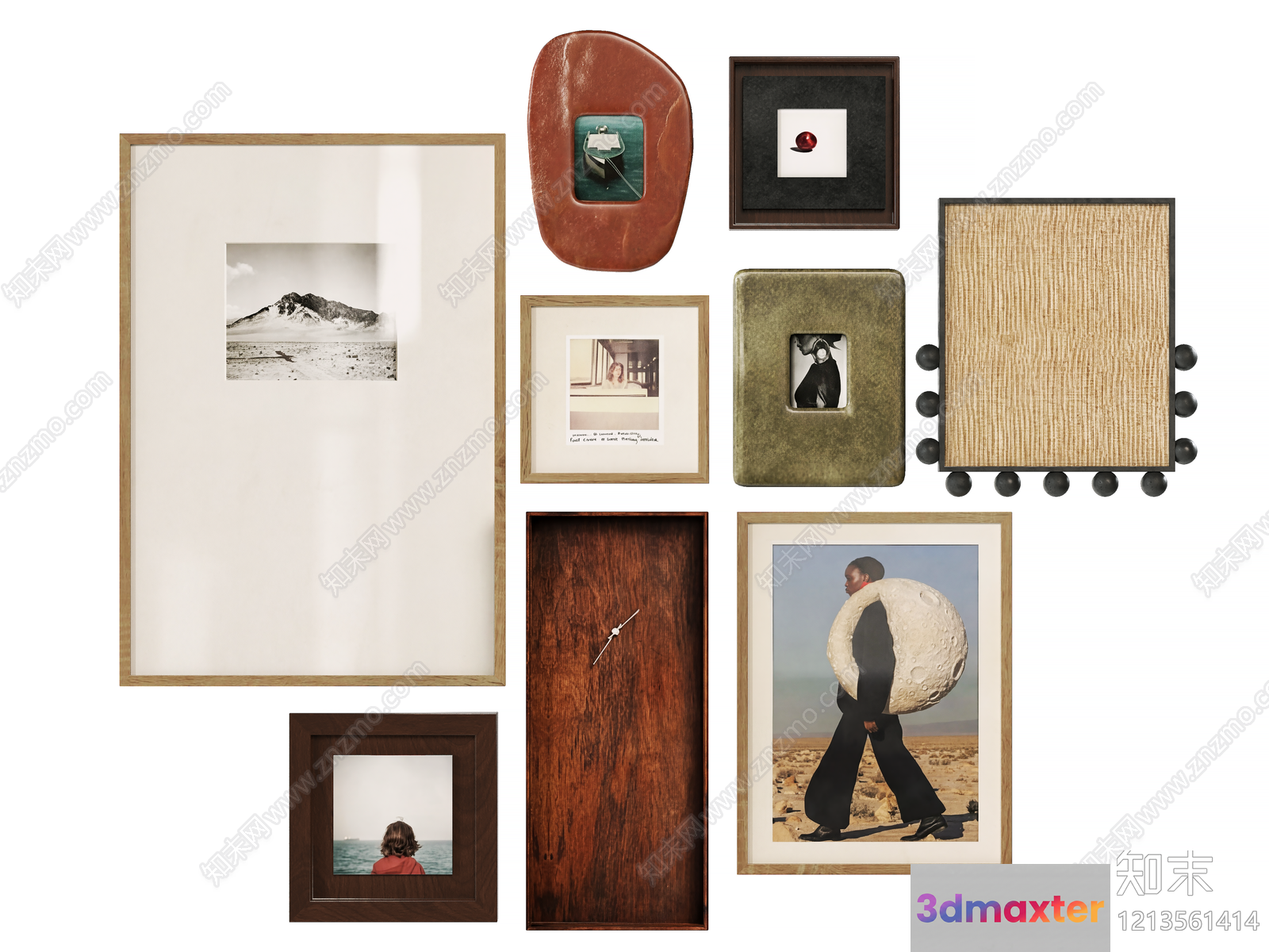 A Collection Of Framed Photos 3D Model - 17754 - VRAY Render